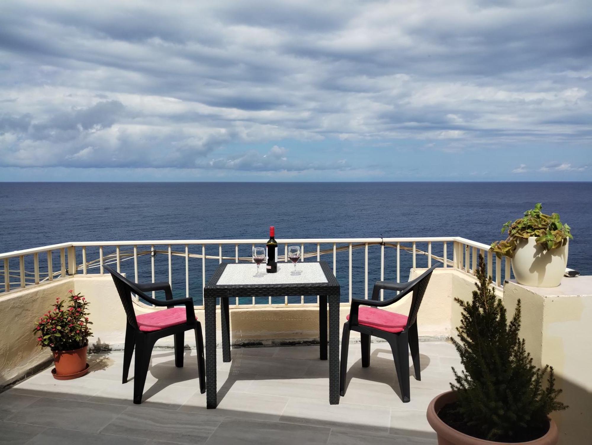 Poseidons Seaview Penthouse Leilighet Marsalforn Eksteriør bilde